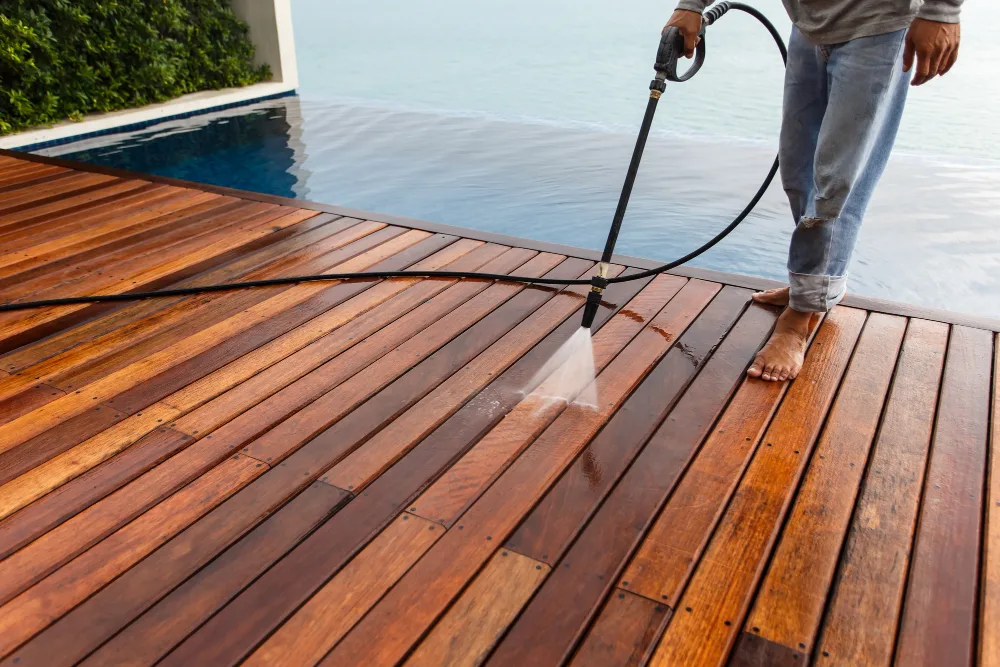 How to Clean a Wood Deck Like a Pro