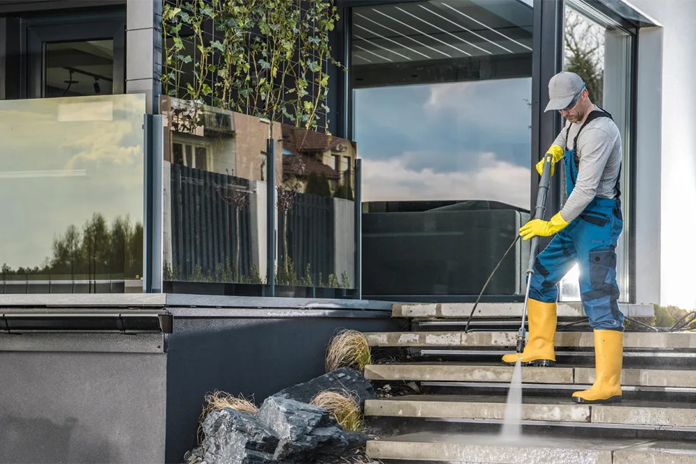How Long Does It Take to Pressure Wash a House?